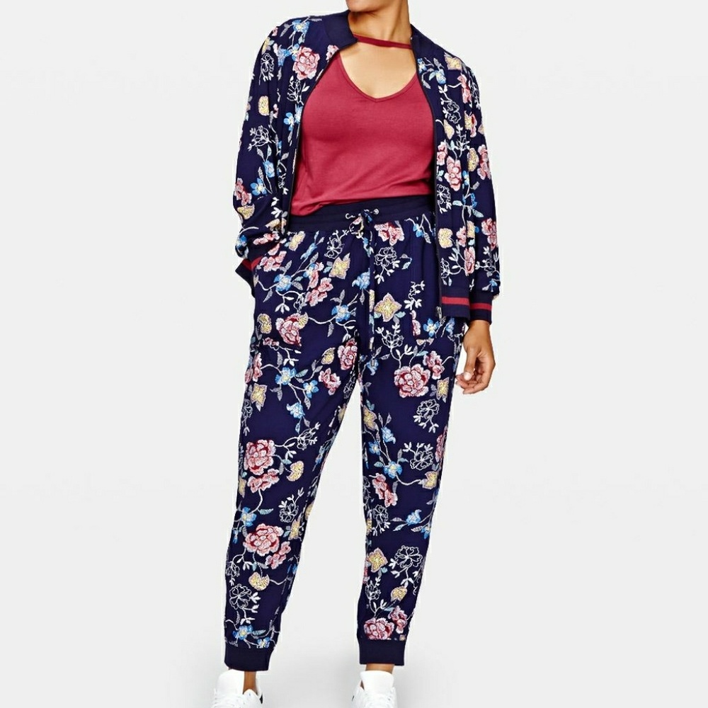 💓Host Pick💓Floral Joggers